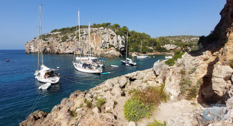 calas-coves-boats